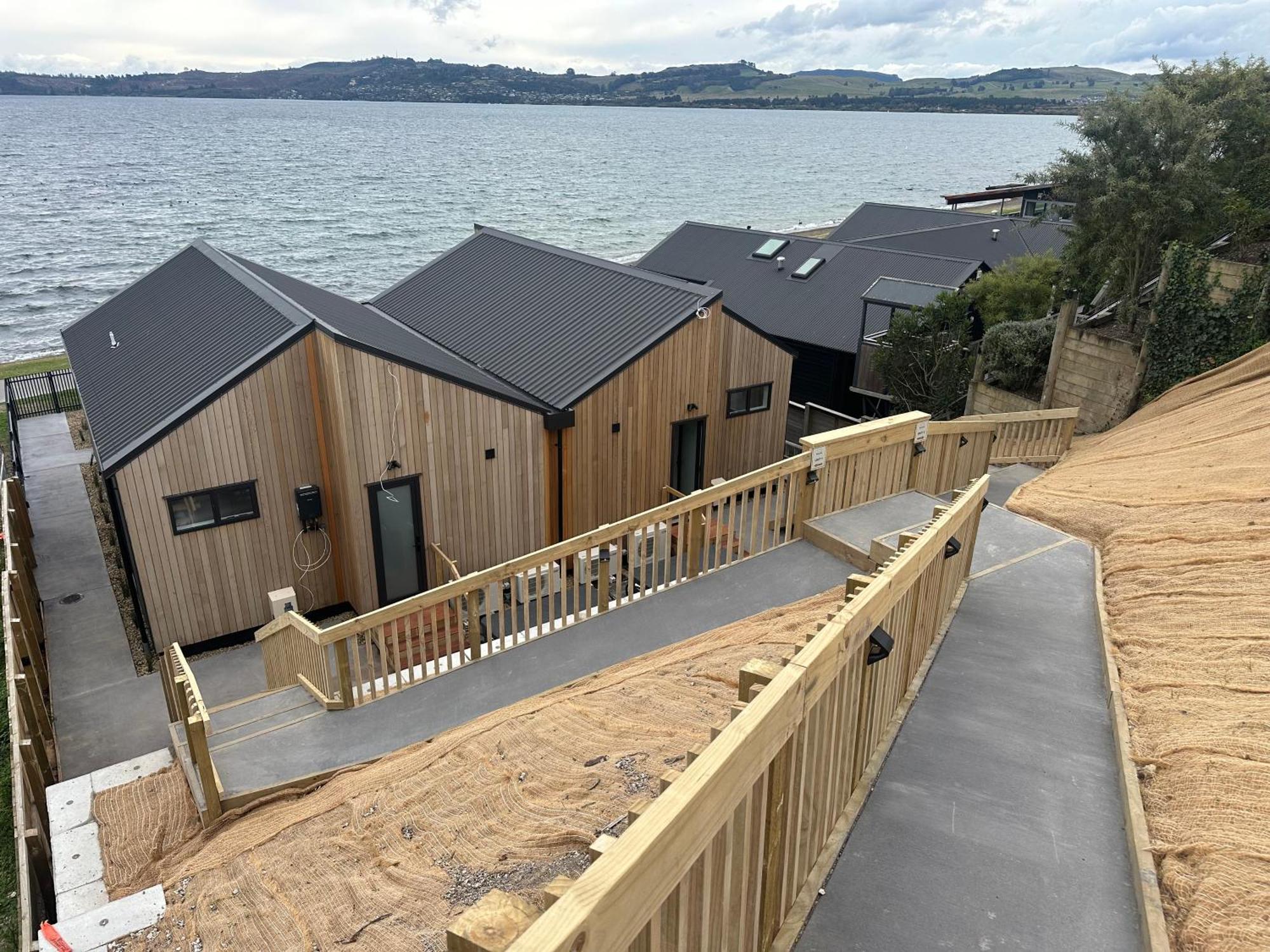 Absolute Lakefront House 陶波 外观 照片